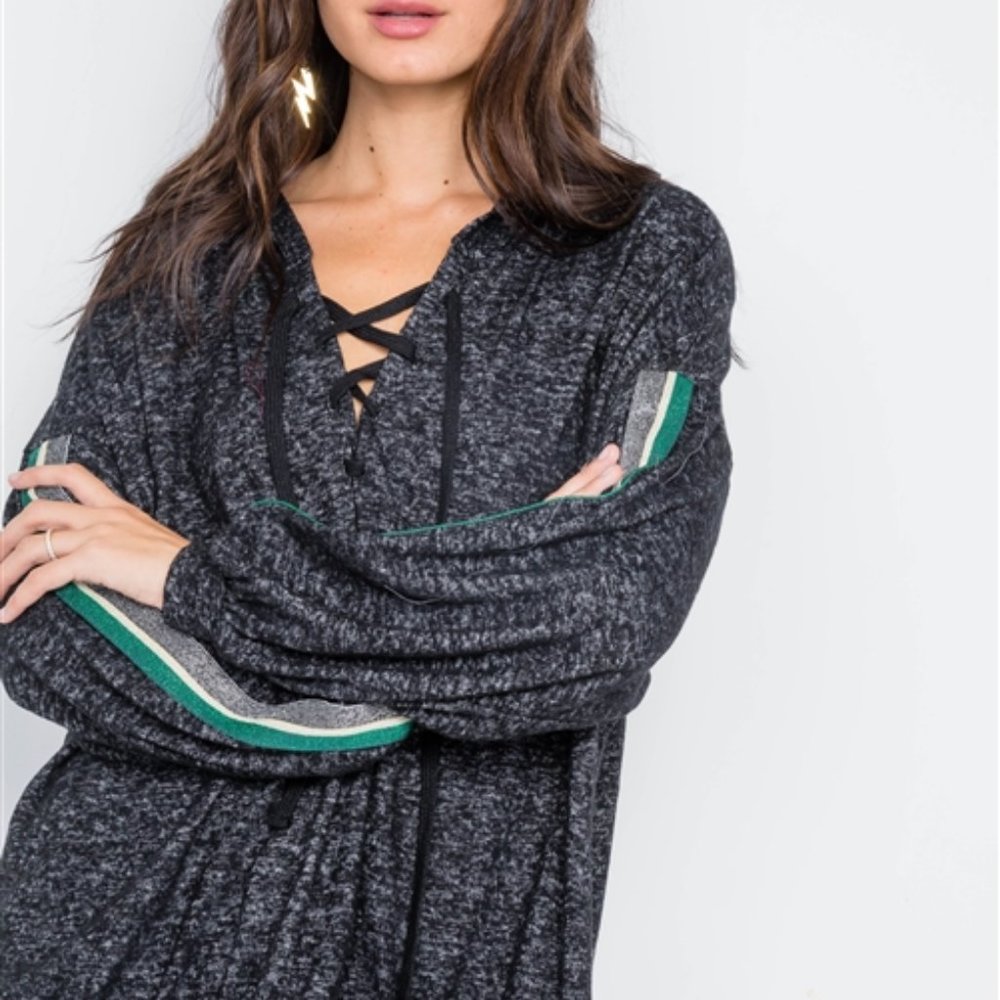 CHARCOAL AND GREEN LACE UP HOODIE